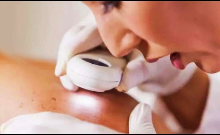 ক্যান্সারের যেসব লক্ষণে নারীদের সতর্ক থাকা উচিত