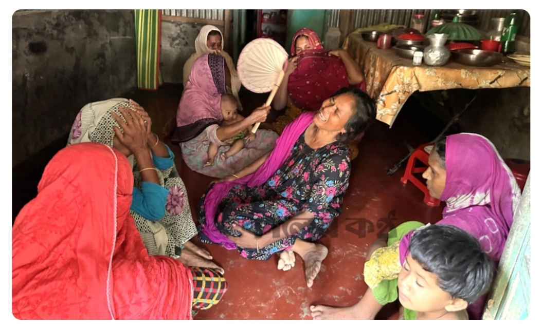 অ্যাম্বুল্যান্সে নিহত সাতজন একই পরিবারের
