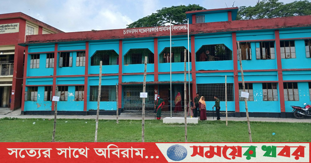 চরফ্যাশনে বিদ্যালয়ে খাবার পানির সংকটে এক হাজার শিশু শিক্ষার্থী